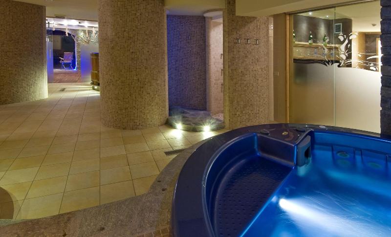 Maison Cly Hotel & Restaurant - Aktivite
