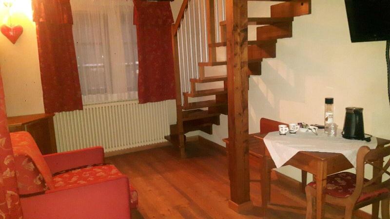 Maison Cly Hotel & Restaurant - Oda