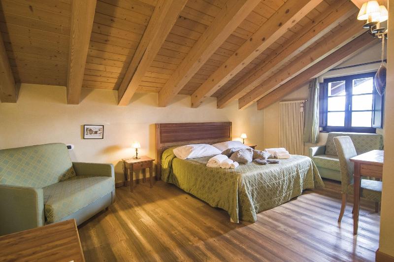 Maison Cly Hotel & Restaurant - Oda