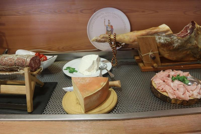 Maison Cly Hotel & Restaurant - Restoran