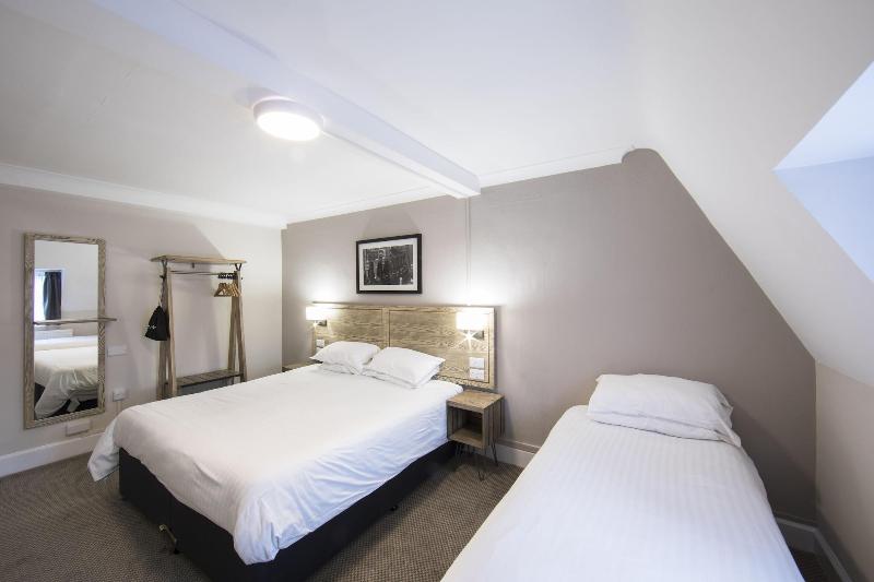 Half Moon, Sherborne by Marston's Inns - Oda