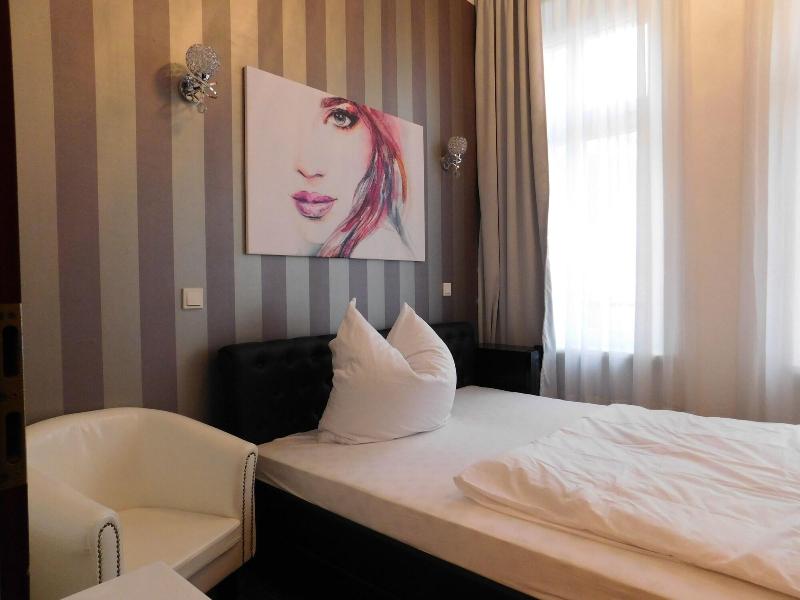 Mason Boutique Hotel - Oda