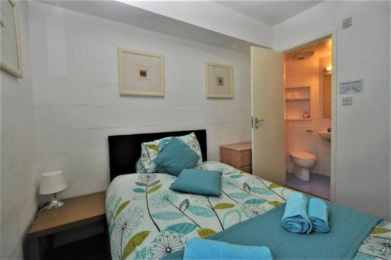 Waterfront Guest Accommodation - Oda