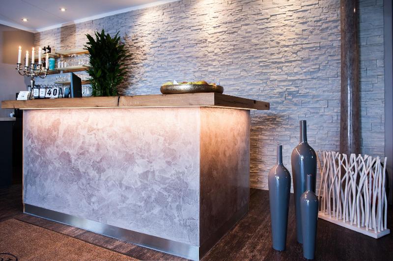 Hotel Alte Redaktion Superior - Lobi
