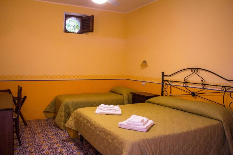 Hotel Arcangelo - Salina - Oda