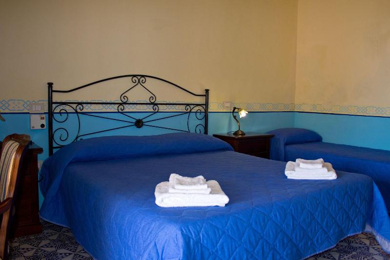 Hotel Arcangelo - Salina - Oda