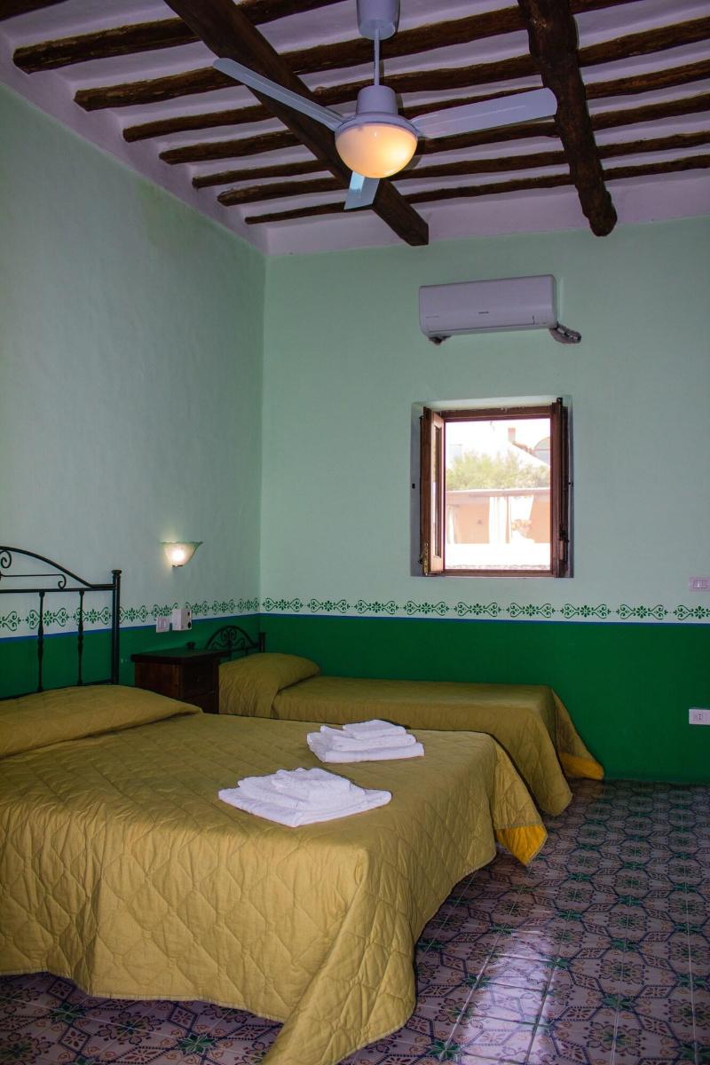 Hotel Arcangelo - Salina - Oda