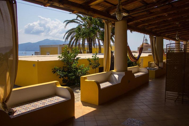 Hotel Arcangelo - Salina - Oda