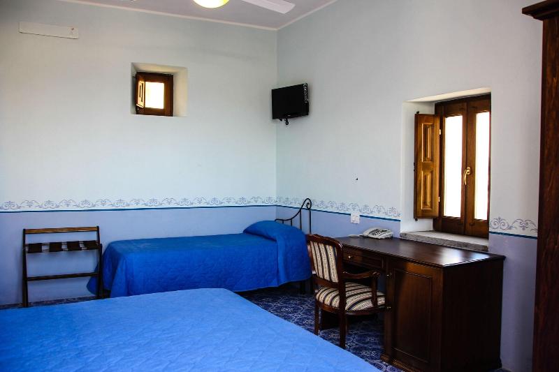 Hotel Arcangelo - Salina - Oda