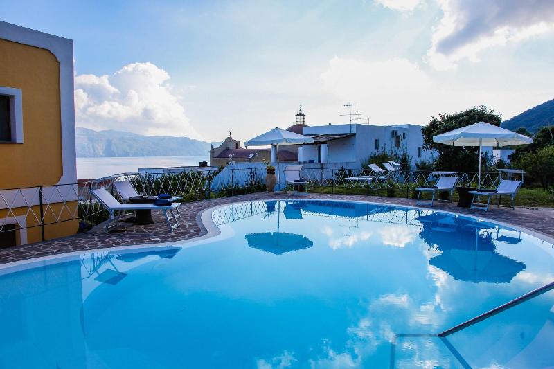 Hotel Arcangelo - Salina - Havuz