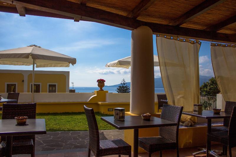 Hotel Arcangelo - Salina - Restoran