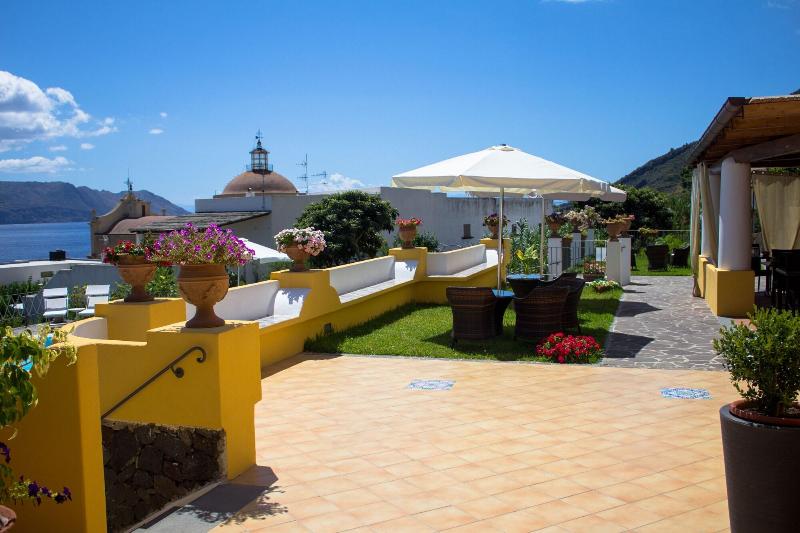 Hotel Arcangelo - Salina - Teras