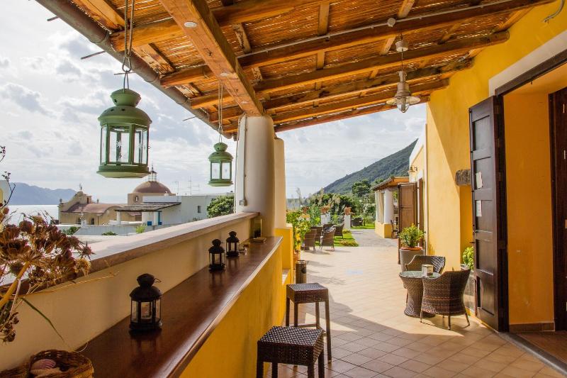 Hotel Arcangelo - Salina - Teras