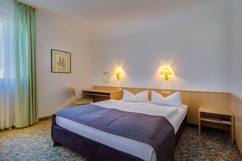 Hotel Astor In Altenburg - Oda