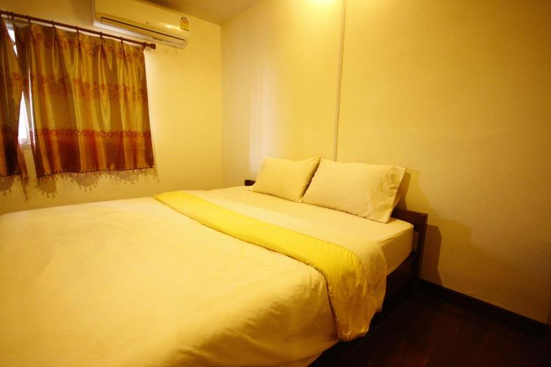 Narasiri Service Apartment - Oda
