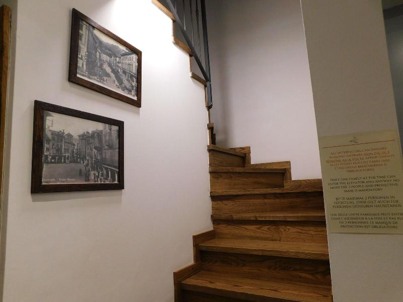 Nicomat Rooms - Lobi