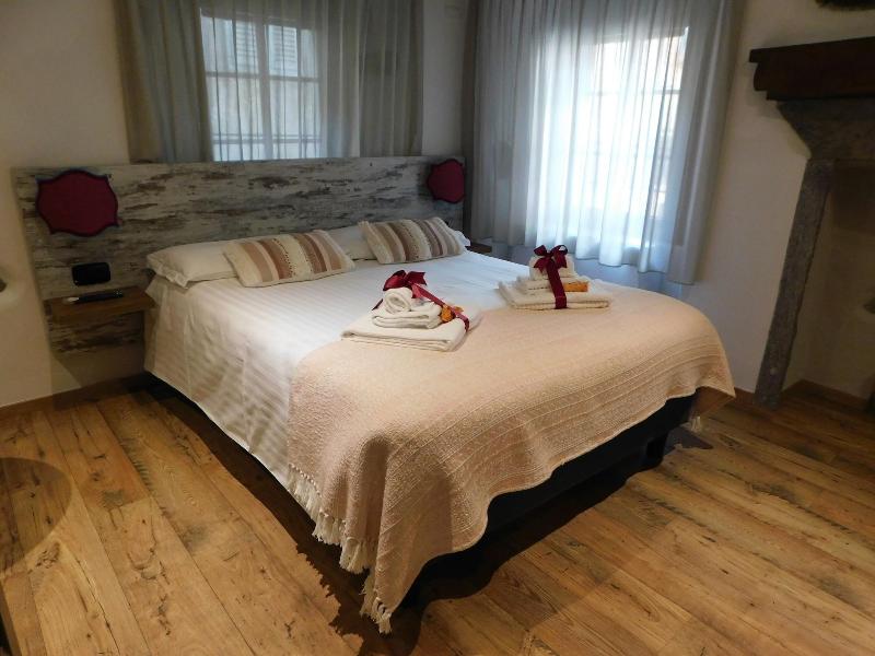 Nicomat Rooms - Oda