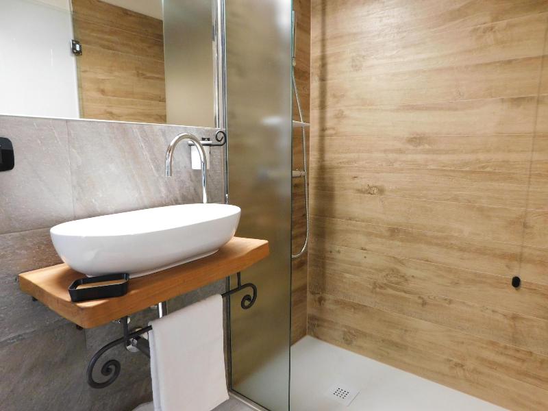 Nicomat Rooms - Oda