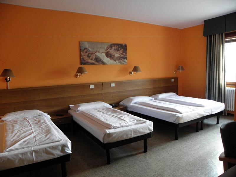 Hotel Corona - Oda