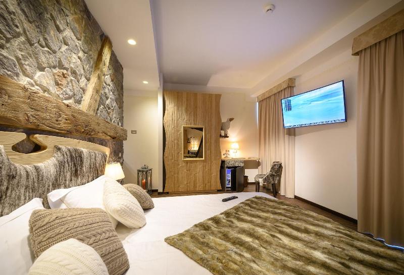 Hotel Corona - Oda
