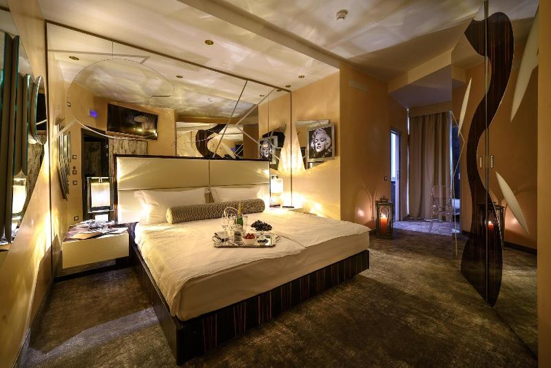 Hotel Corona - Oda