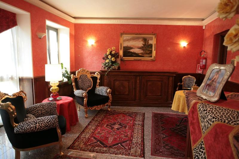 Hotel Corona Grossa - Lobi