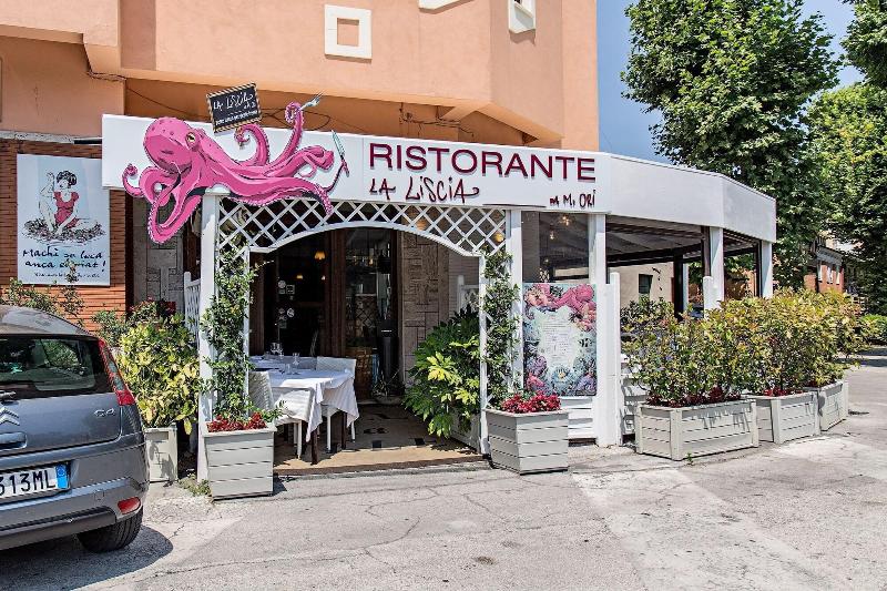 Hotel De La Ville - Restoran