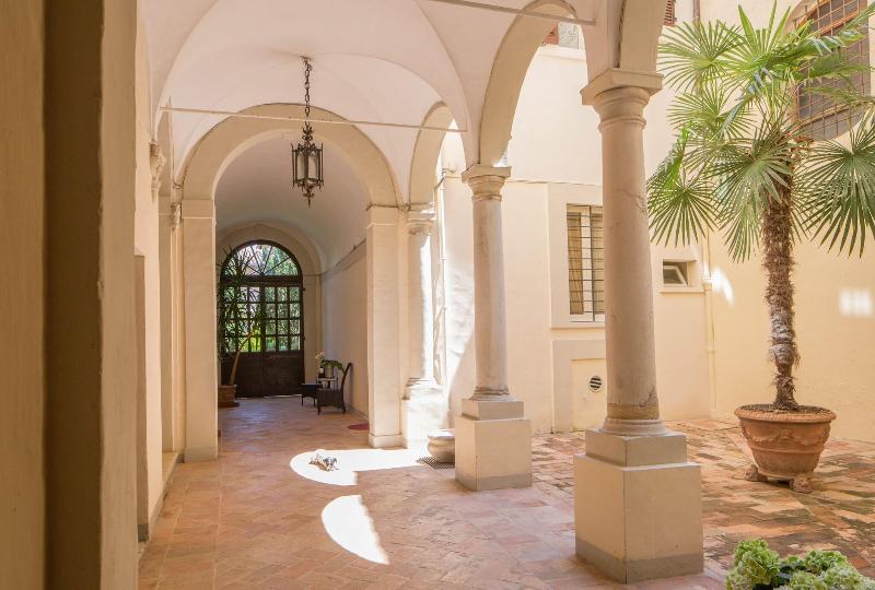 Palazzo Rotati - Lobi