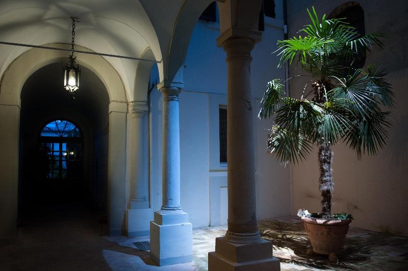 Palazzo Rotati - Lobi
