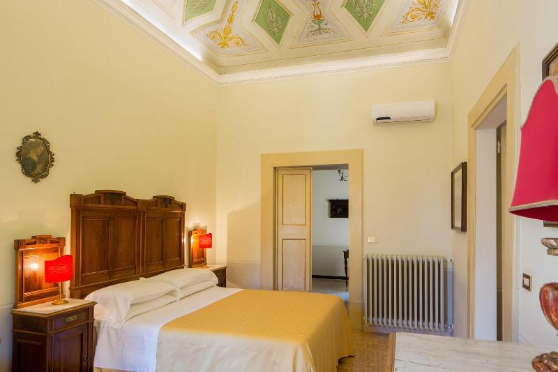 Palazzo Rotati - Oda