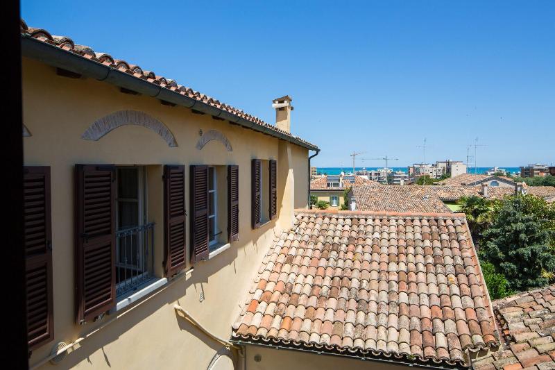 Palazzo Rotati - Oda