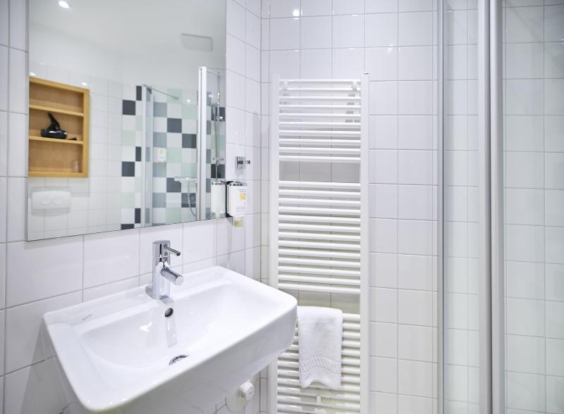 Im-Jaich OHG Hotel Bremerhaven - Oda