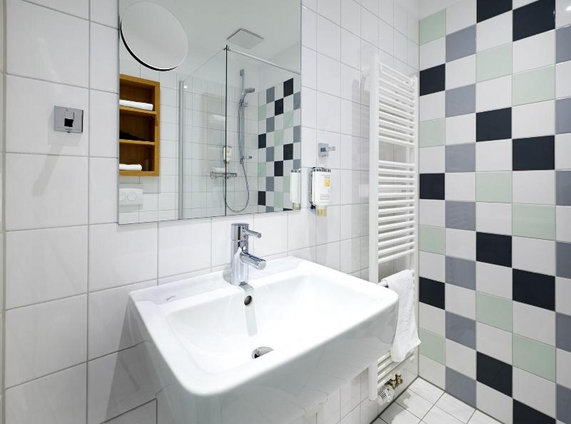 Im-Jaich OHG Hotel Bremerhaven - Oda