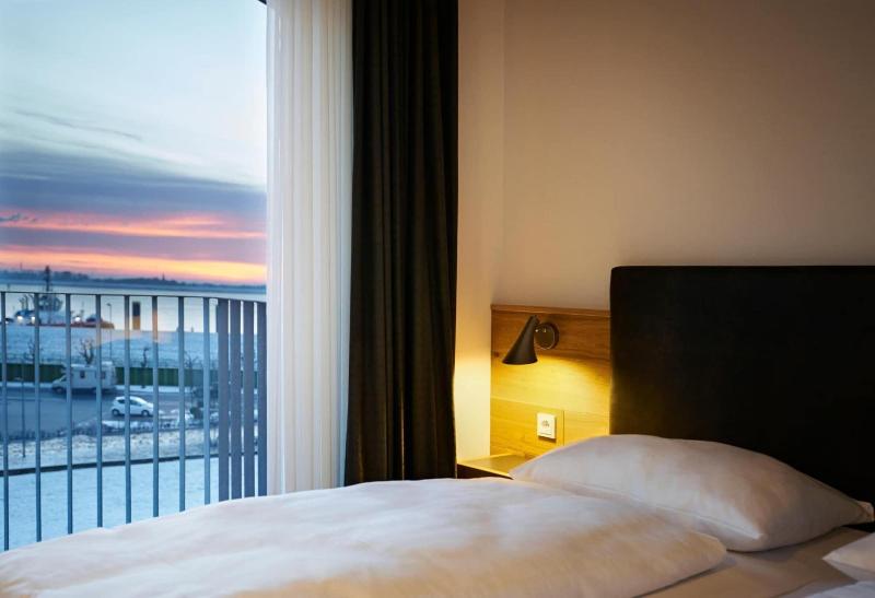 Im-Jaich OHG Hotel Bremerhaven - Oda
