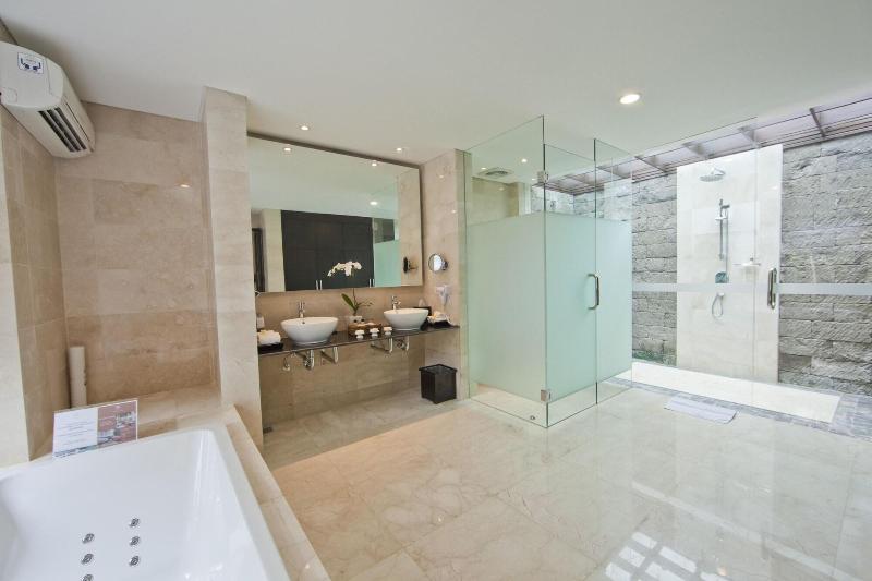 Legian Beach Villas - Oda