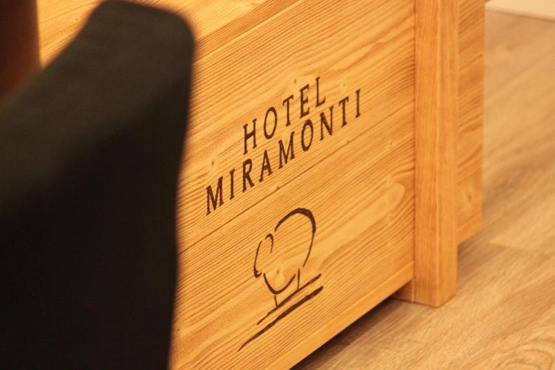 Hotel Miramonti - Lobi