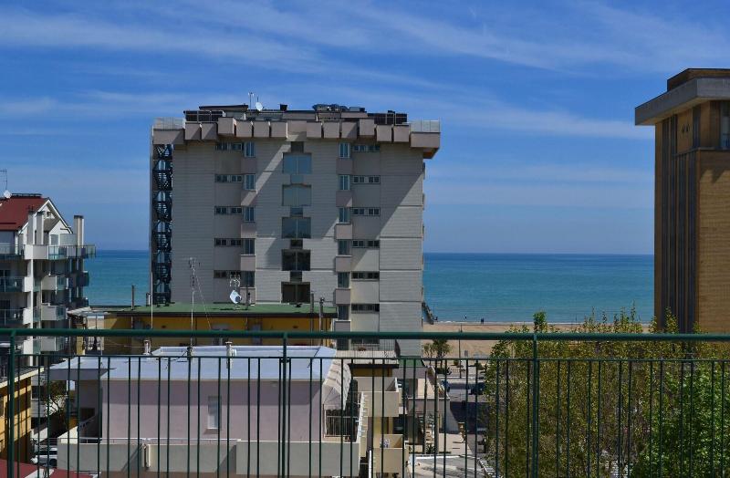 Hotel Hollywood - Genel