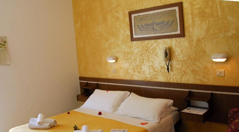 Hotel Hollywood - Oda