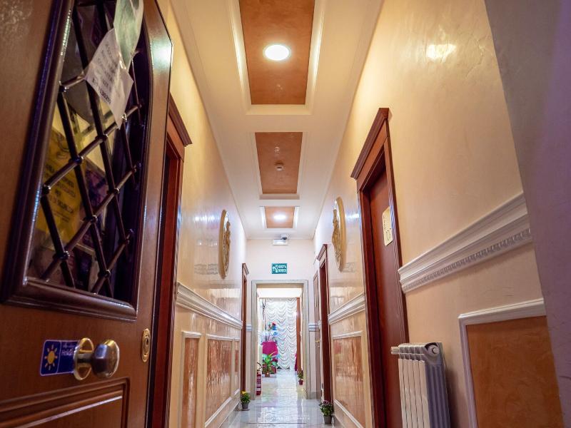Hotel Suite Caesar - Lobi