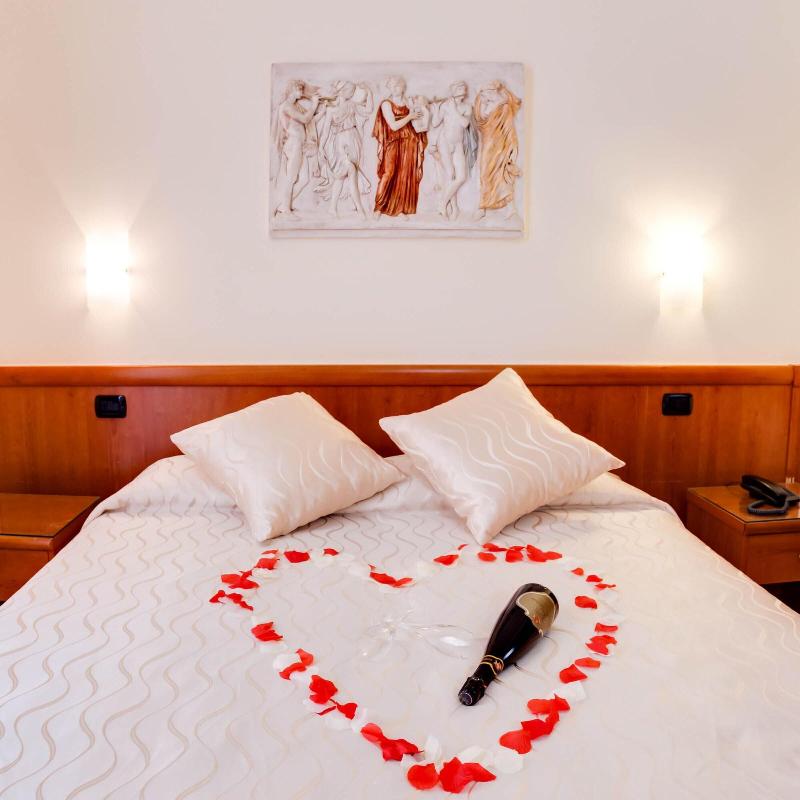 Hotel Suite Caesar - Oda