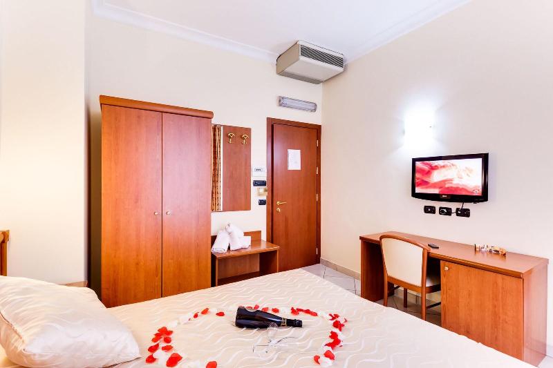 Hotel Suite Caesar - Oda