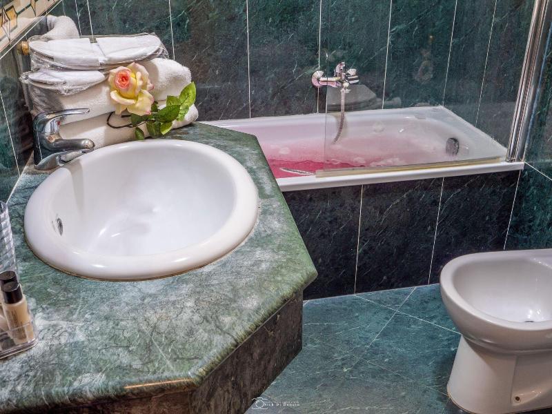 Hotel Suite Caesar - Oda