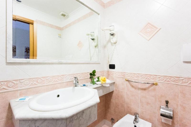 Hotel Suite Caesar - Oda