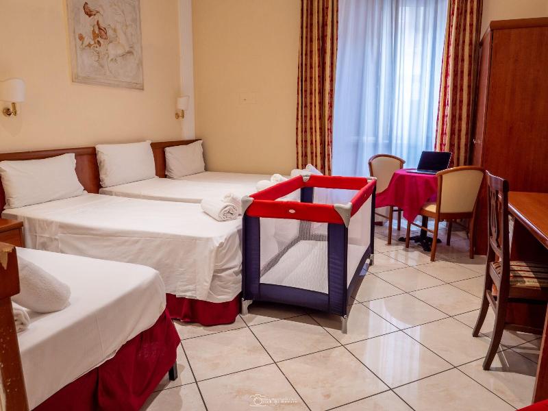 Hotel Suite Caesar - Oda