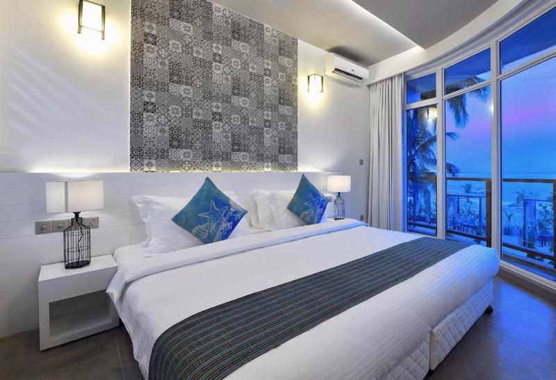 Velana Blu - Oda