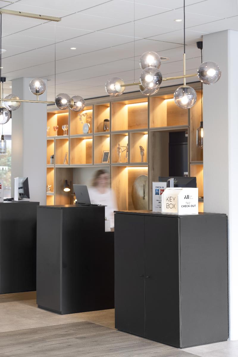 Ibis Budget Lugano Paradiso - Lobi