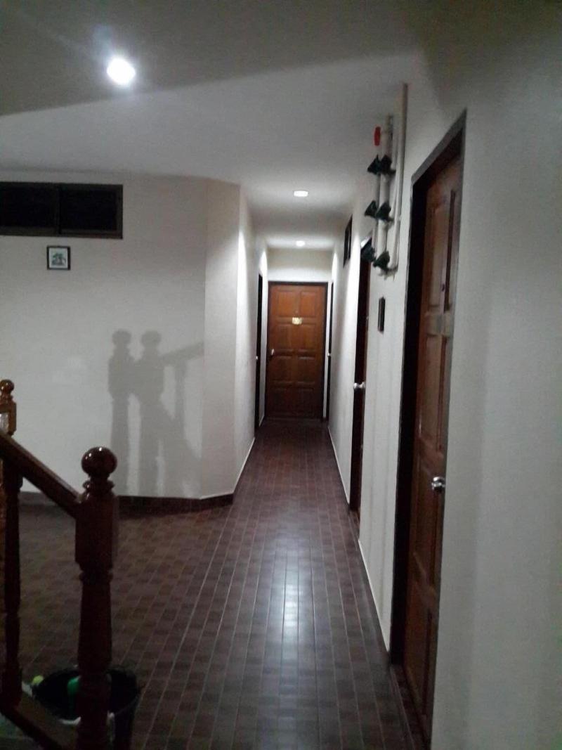 White Orchid Inn Ii - Lobi