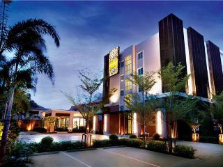 The Bangkok Cha Cha Suite fotoÄŸrafÄ±