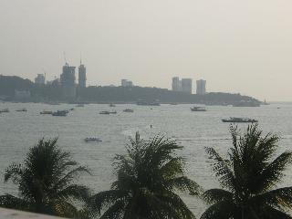 The Beach Front Resort Pattaya fotoÄŸrafÄ±