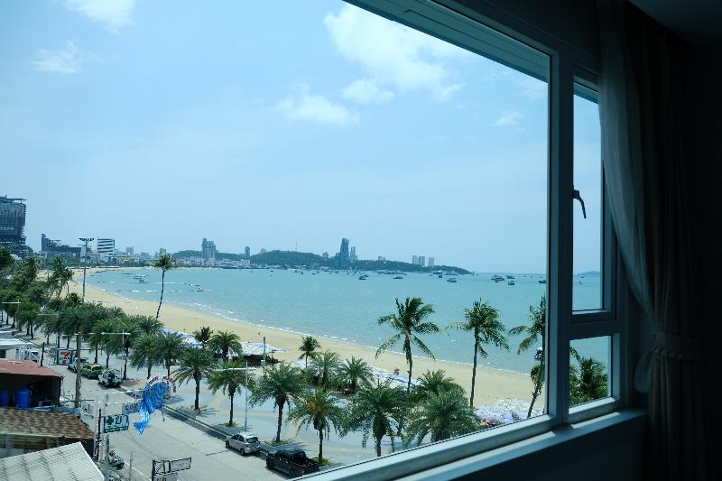The Beach Front Resort Pattaya - Oda